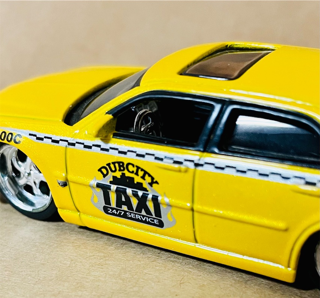 JADATOYS 1/64 CHRYSLER 300C DUBCITY CUSTOMS - usunonooのブログ