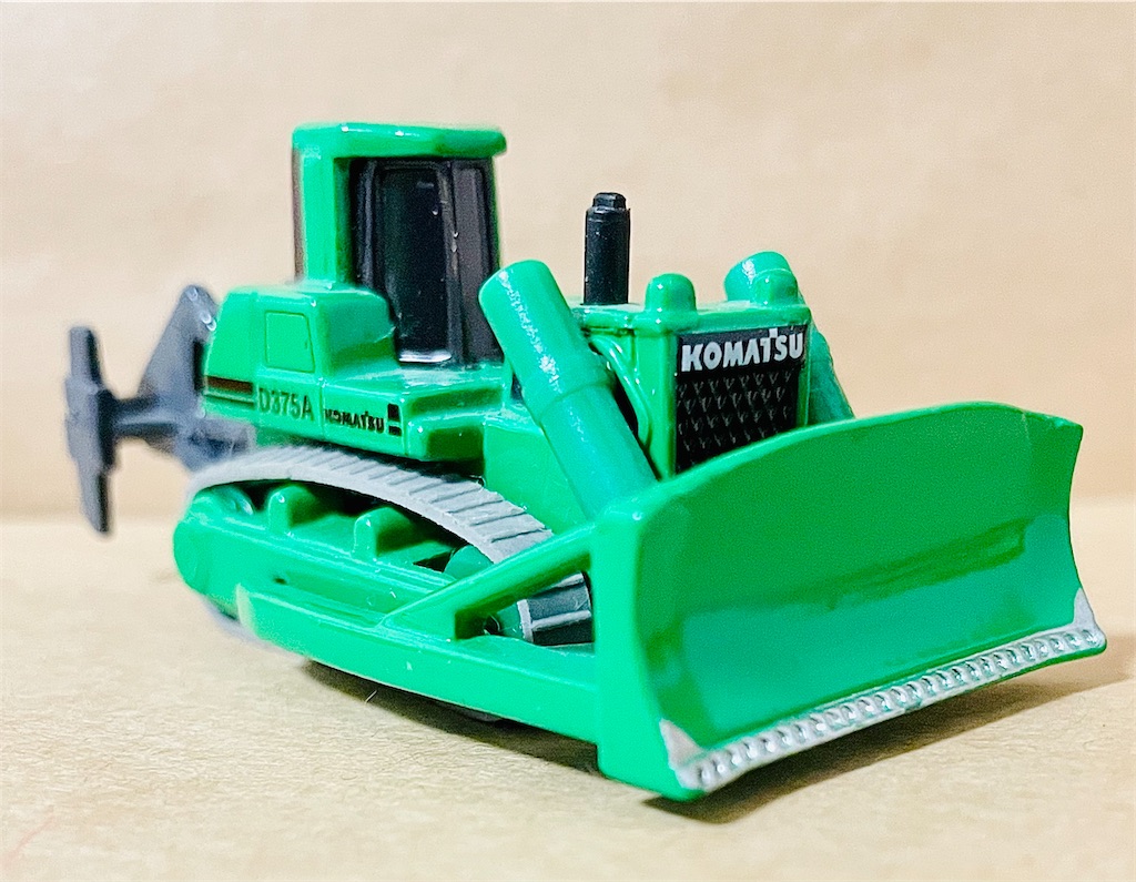 非売品　Komatsu ブルドーザーD375A 未開封 非売品トミカ11【コマツ ブルドーザーD375A赤KOMATSU BULLDOZER