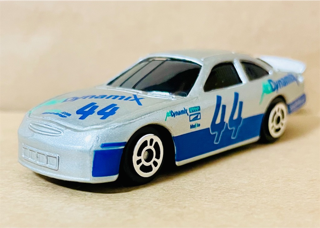 Maisto FORD TRURUS Stock car - usunonooのブログ@トミカ倉庫