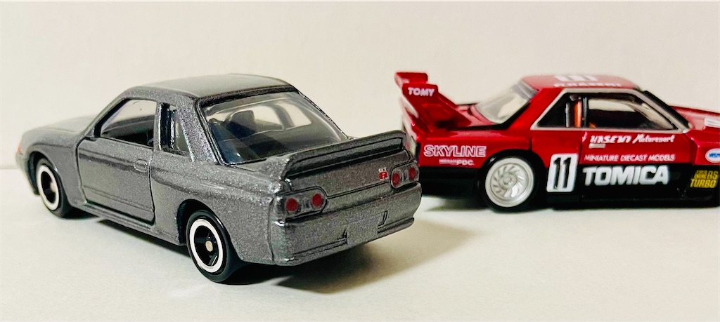 トミカ 日産 スカイライン GT-R ミニカー トミカプレミアム 10
