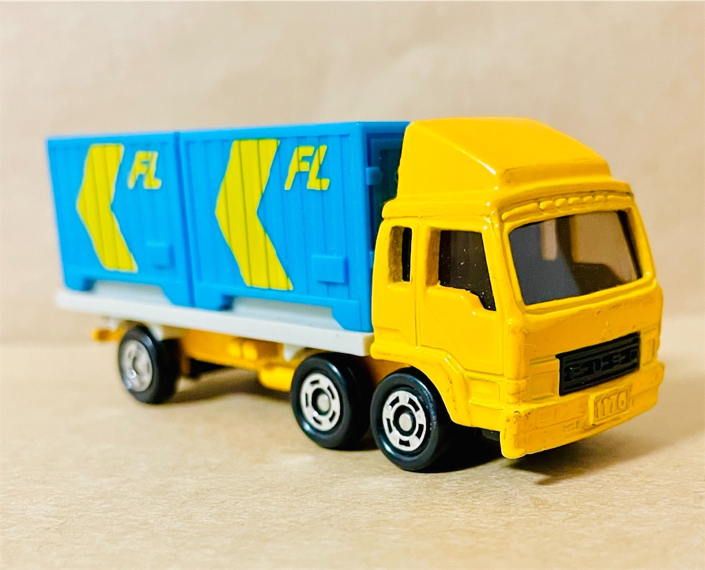 TOMICA MITSUBISHI FUSO CONTAINER TRUCK - usunonooのブログ
