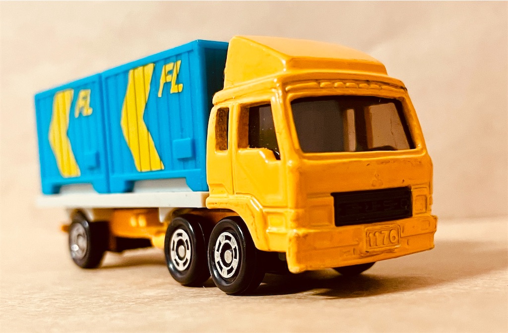 F02）トラック ミニカー 三菱 FUSO /トミカ ホットウィール デコトラ F02）トラック ミニカー 三菱 FUSO /トミカ ホットウィール