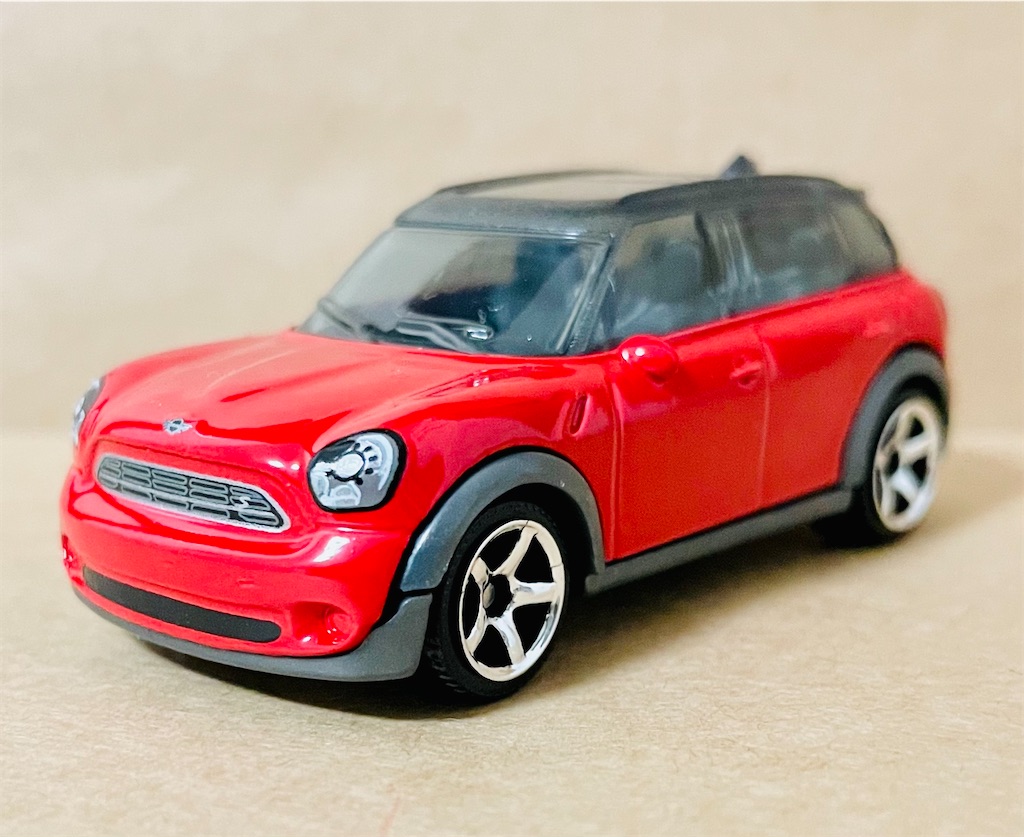 MATCHBOX 2011 MINI Cooper Countryman - usunonooのブログ@トミカ倉庫