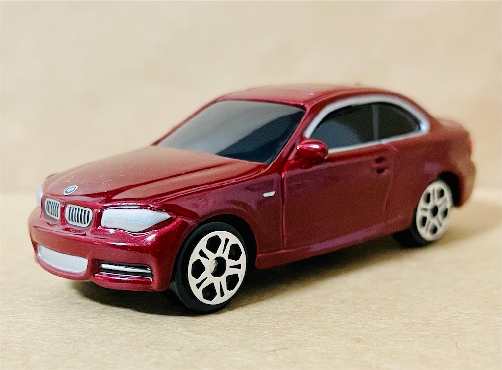 マイスト BMW 328i ミニカー 赤 8ae01ef1-6a23-497d-90a5-