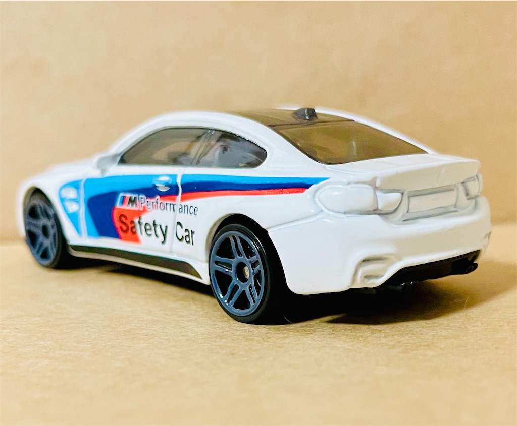 MINIGT BMW M4 LBWK仕様 マジョーラ トミカ改造 ホットウィール MINIGT トミカ改造 BMW M4 スタンス 深リム ホットウィール