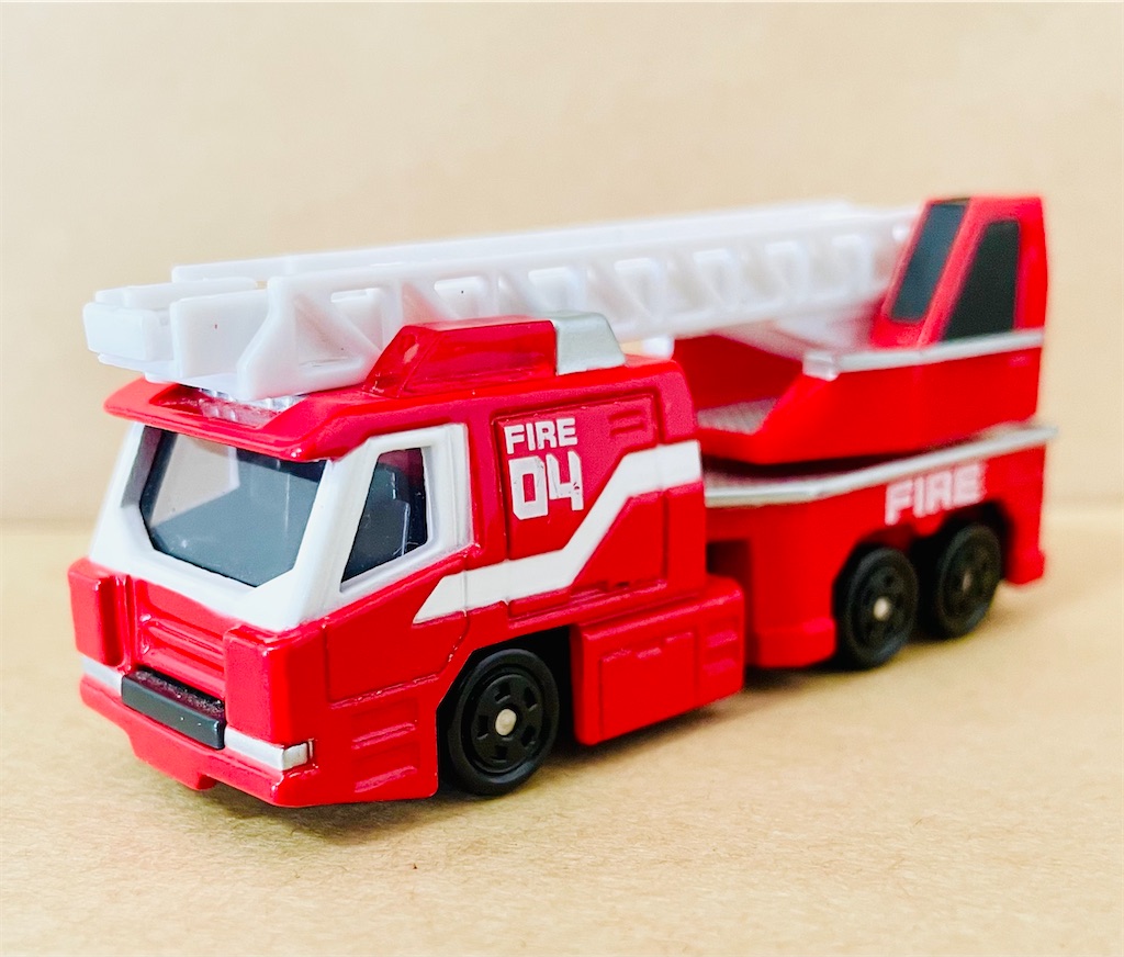 トミカ 消防系セット ファイヤーチーフ トミ カ 消防系セット ファイヤーチーフ B タカラトミー/トミカ