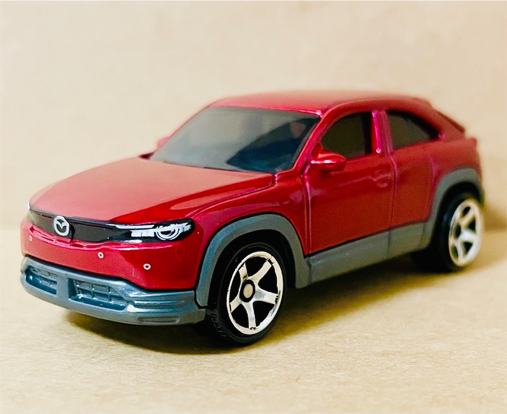 MATCHBOX 2021 MAZDA MX-30 - usunonooのブログ@トミカ倉庫