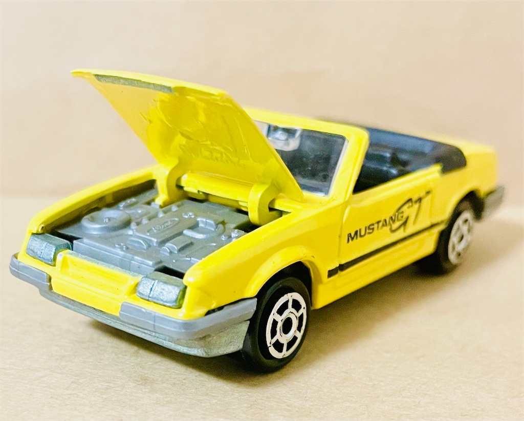 Ford Yellow Mustang 限定版 1/50 Ford Yellow Mustang 限定版 1/50 Ford Yellow Mustang 限定版 1/50