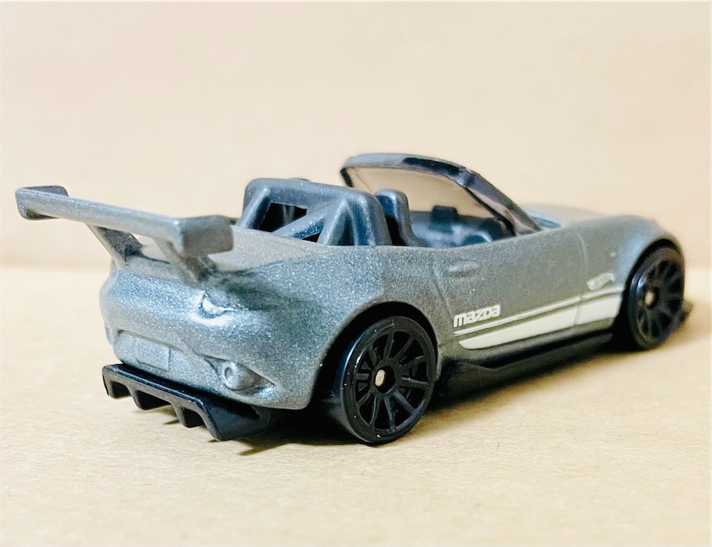 HOTWHEELS '15 MAZDA MX-5 MIATA - usunonooのブログ@トミカ倉庫