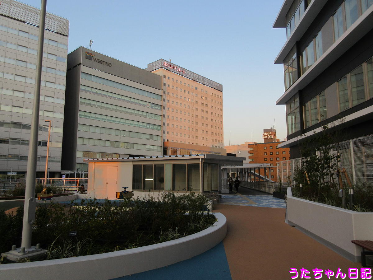 f:id:utachan0831:20200415085537j:plain f:id:utachan0831:20200415085537j:plain