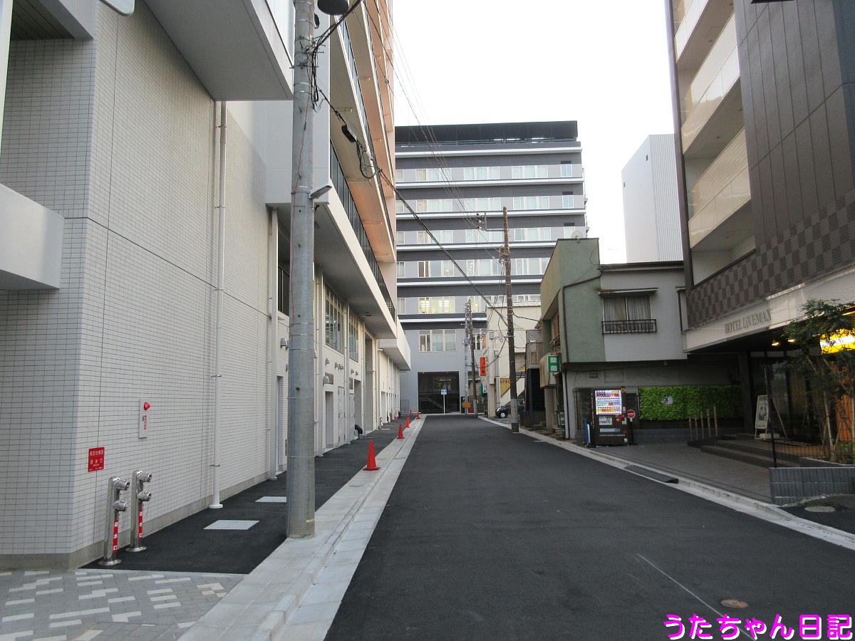 f:id:utachan0831:20200415092012j:plain f:id:utachan0831:20200415092012j:plain