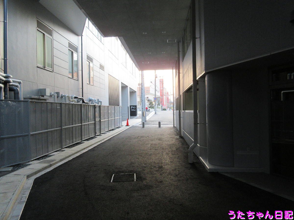 f:id:utachan0831:20200415092211j:plain f:id:utachan0831:20200415092211j:plain