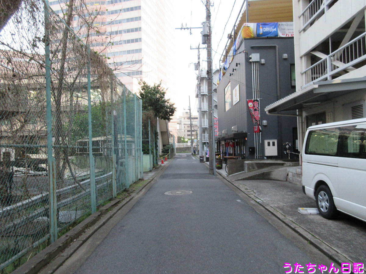 f:id:utachan0831:20200417001419j:plain f:id:utachan0831:20200417001419j:plain