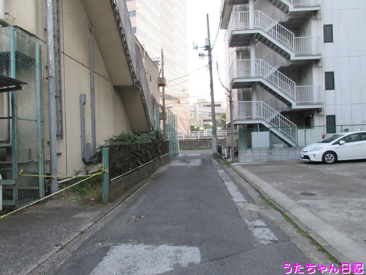 f:id:utachan0831:20200417001511j:plain f:id:utachan0831:20200417001511j:plain