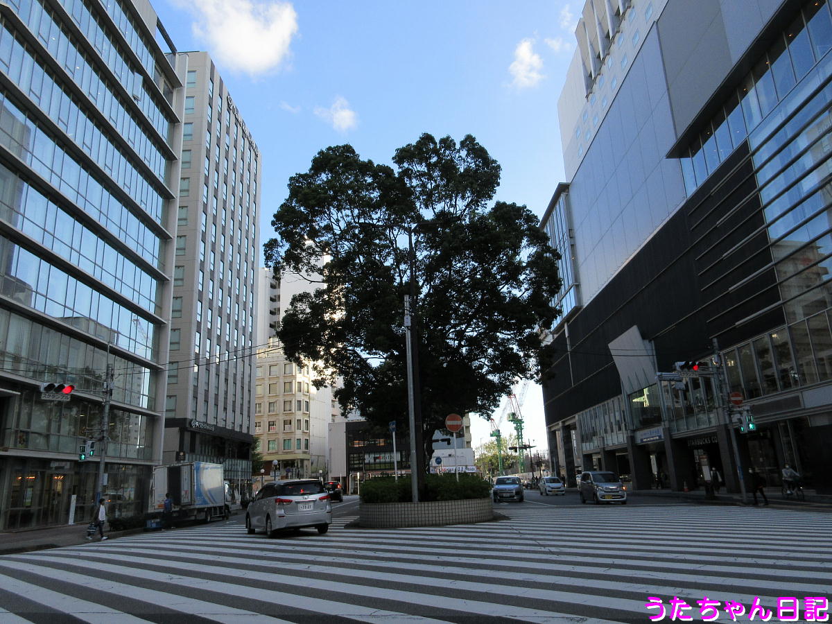 f:id:utachan0831:20201026085854j:plain f:id:utachan0831:20201026085854j:plain