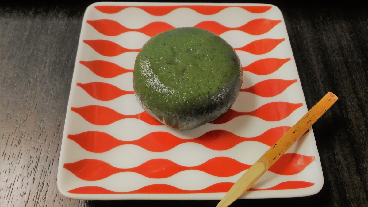 ☆もちがもっちりしていて、よもぎも濃厚☆ ローソン よもぎ香る草餅