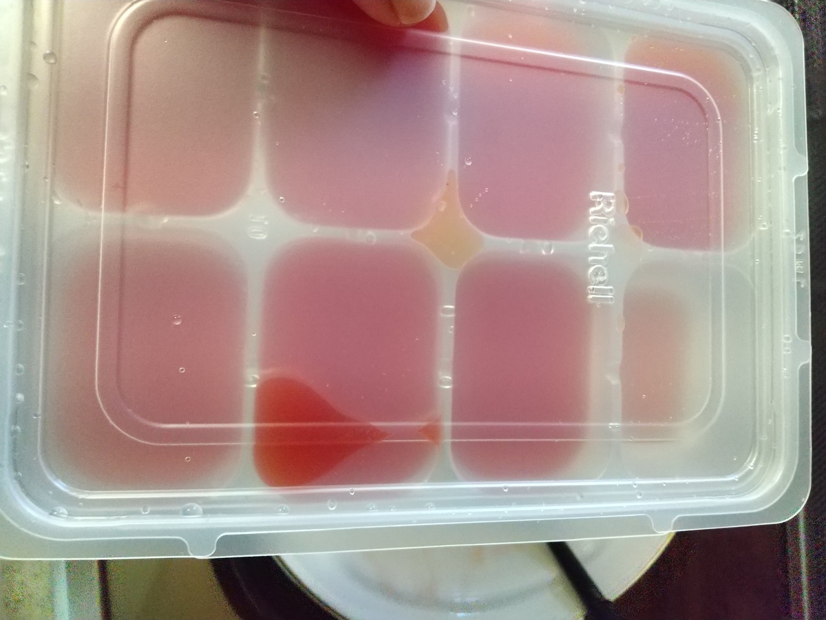離乳食初期6日目 カゴメのトマトペーストを水で薄めて加熱し 離乳食にしました 知育プット 離乳食初期6日目 カゴメのトマトペーストを水で薄めて加熱し 離乳食にしました 知育プット