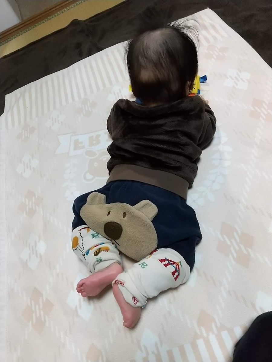 赤ちゃんのうつ伏せができない 出来るようになるまでの過程 うつ伏せ練習 保育士うたのサイト