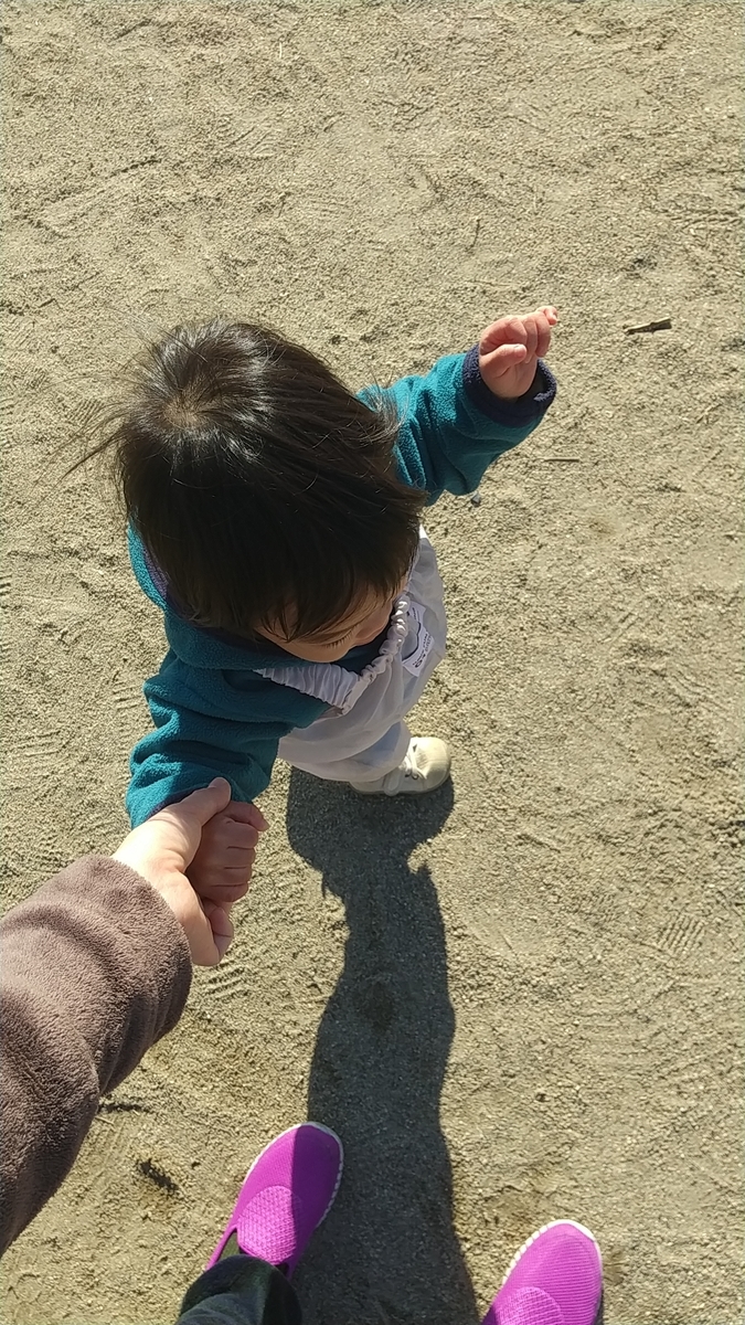 おくるみを嫌がる赤ちゃんの寝かしつけ 新生児がおくるみすると暴れるー 保育士うたのサイト