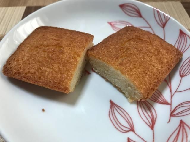 コストコの「フィナンシェ」の断面