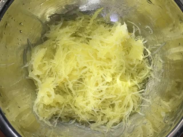「そうめんかぼちゃ」の下ごしらえ完了