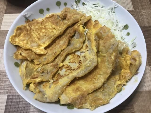 チーズたっぷり「ポークピカタ」の完成