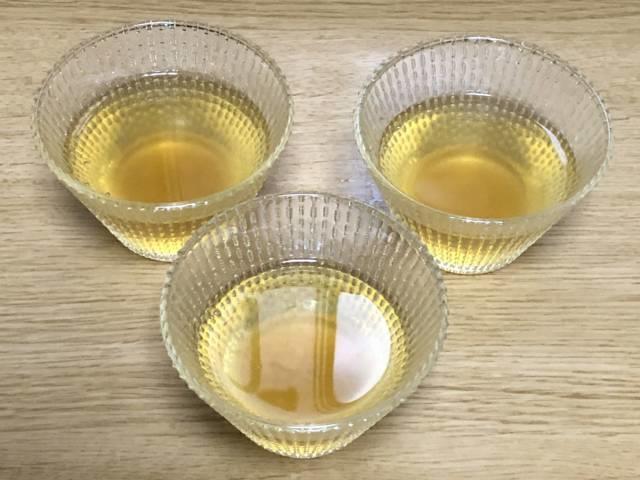 カップに移して冷蔵庫で冷やす