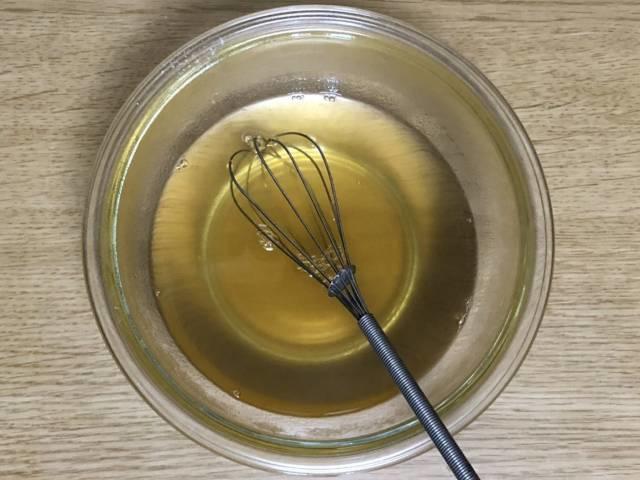 90℃以上の熱湯で溶かす