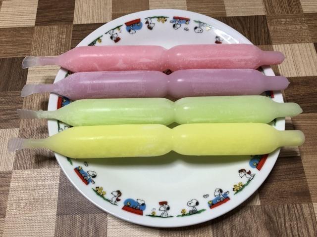 写真:凍らせた「フルーツぷるんぷるん」