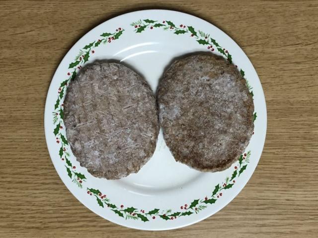 写真:「焼上ハンバーグ」2個