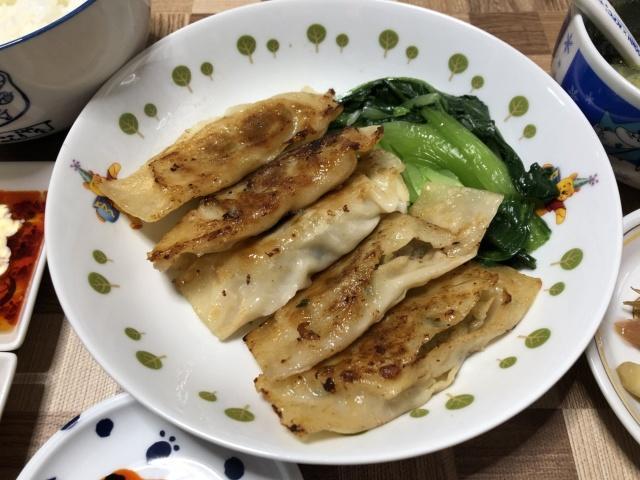 写真:「鉄板焼棒餃子」