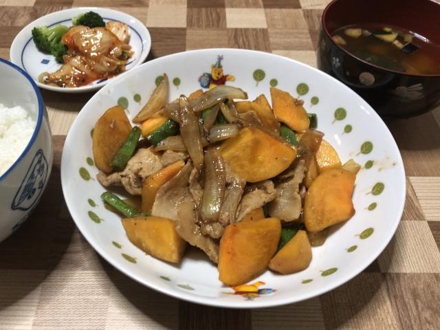 写真:「柿と豚バラ肉のオイスターソース炒め」