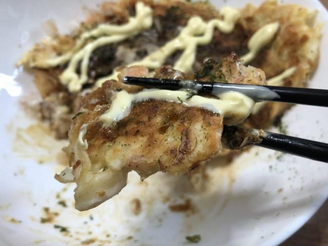 写真:「海鮮お好み焼き」をもうひとくち
