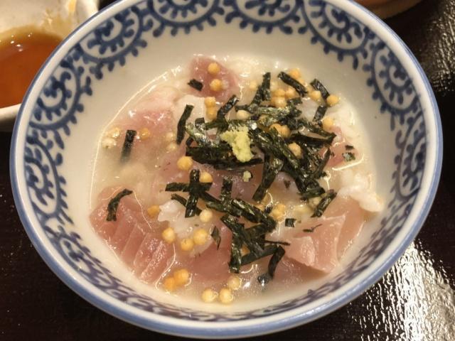 写真:まぐろおひつごはんのだし漬け