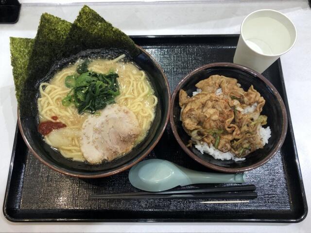 写真:ラーメン（醤油）+ミニすた