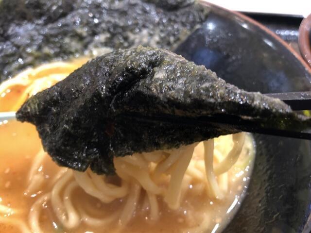 写真:海苔とラーメン