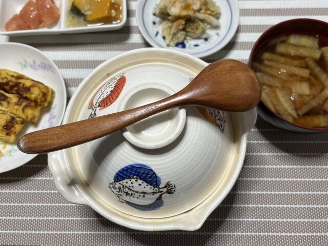 写真:「七草粥」の食事