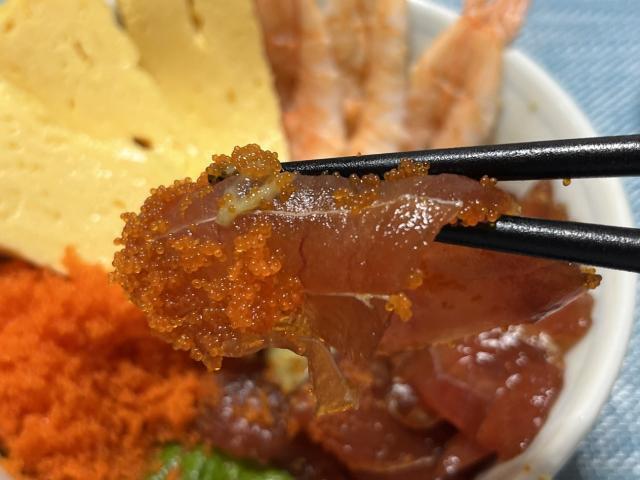 写真:漬けまぐろをもうひとくち