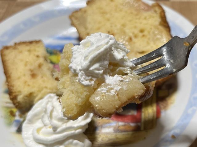 写真:「桃のパウンドケーキ」をもうひとくち