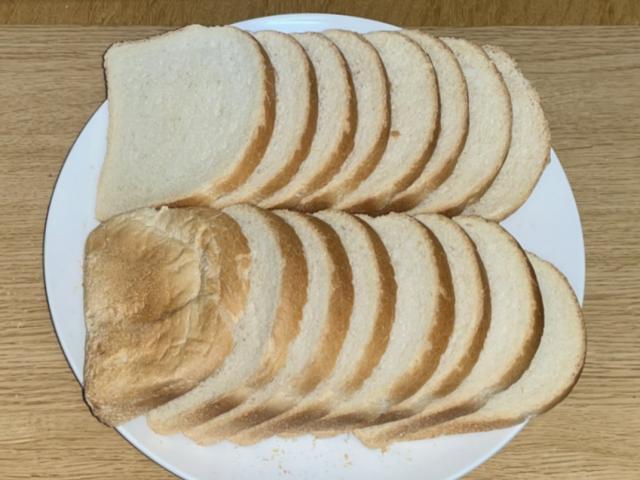 写真:コストコ「有機ホワイトブレッド」は17枚切