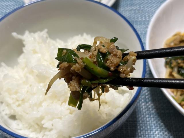 写真:「台湾肉もやし」をもうひとくち