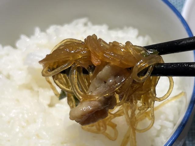 写真:「チャプチェ」をもうひとくち