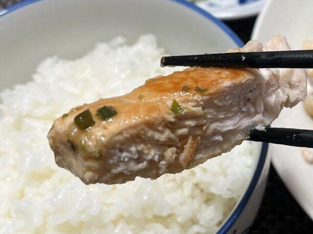 写真:「油淋鶏」をもうひとくち