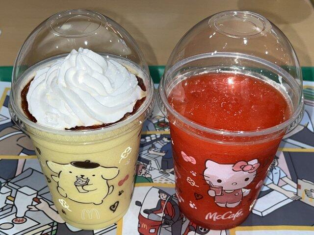 写真:「ハローキティのジューシーいちごスムージー」と「ポムポムプリンのクリーミープリンフラッペ」