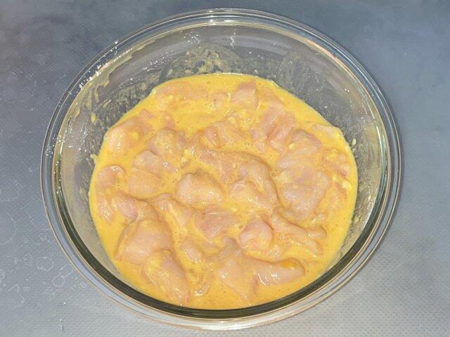 写真:鶏ムネ肉の準備2