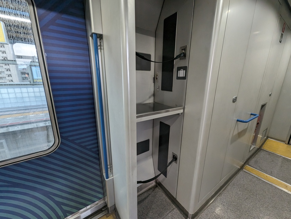 2024年最新＞特急「南風・しまんと」を徹底解説！最新車両2700系の車内