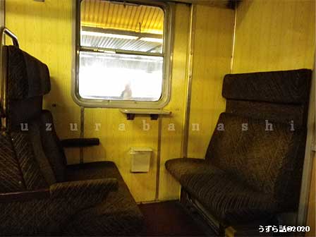 ポーランドの電車の座席