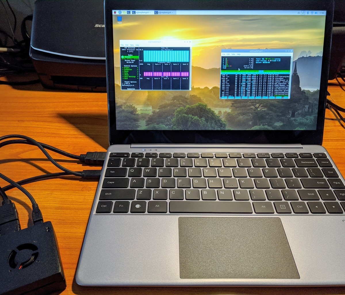 モバイルディスプレイ&amp;キーボード・パッド NexDock2 モバイルディスプレイ&キーボード・パッド NexDock2