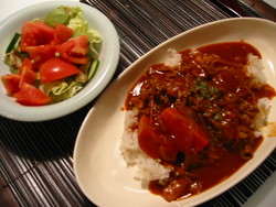 野菜でごまかすハヤシライス