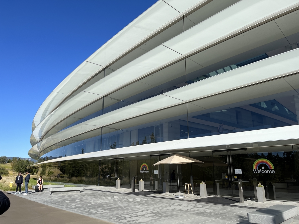 apple park office